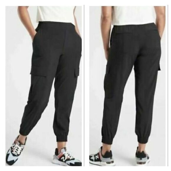 Athleta black Chelsea Utility Joggers size 10 - Picture 1 of 10